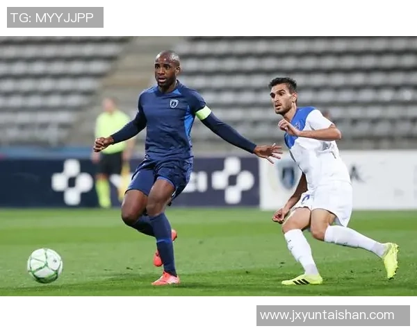 洛里昂与甘风的激烈对决揭示了足球战术的深度与魅力